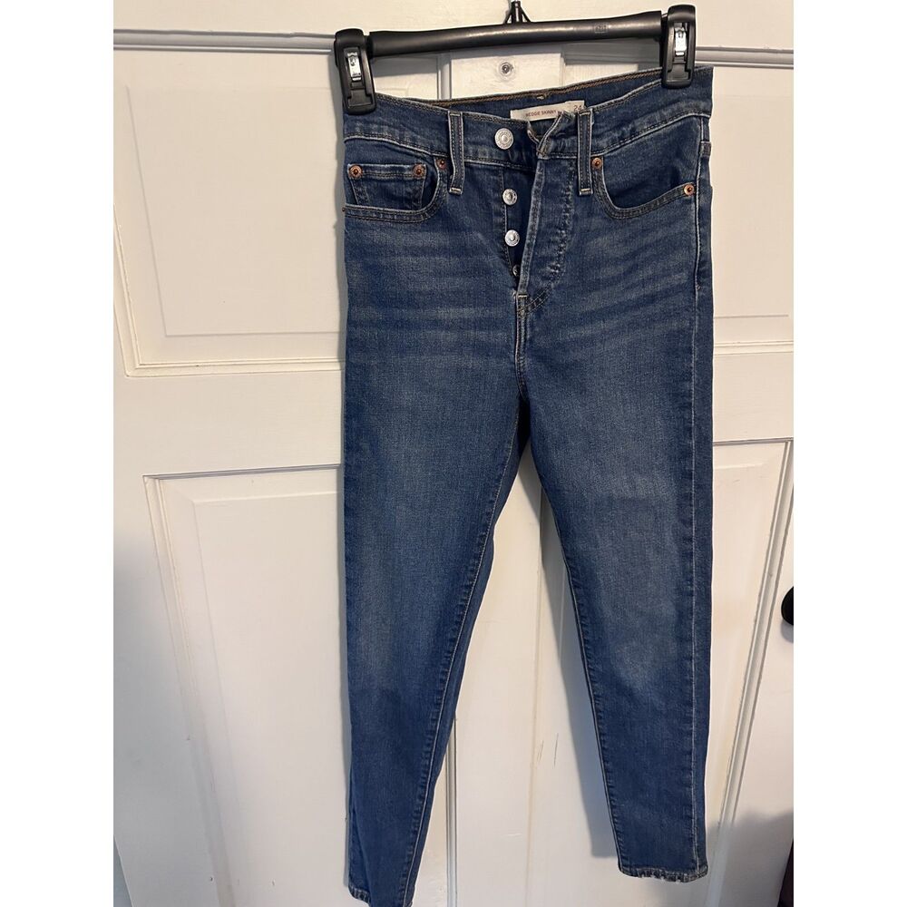 Levi’s Wedgie Skinny Jeans Women’s 24 High Rise Button Fly Medium Wash Denim